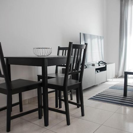 Renovated One Bedroom Apartment In Paphos With Pool Exteriér fotografie