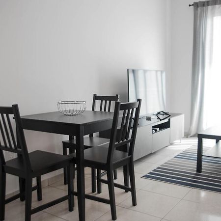 Renovated One Bedroom Apartment In Paphos With Pool Exteriér fotografie